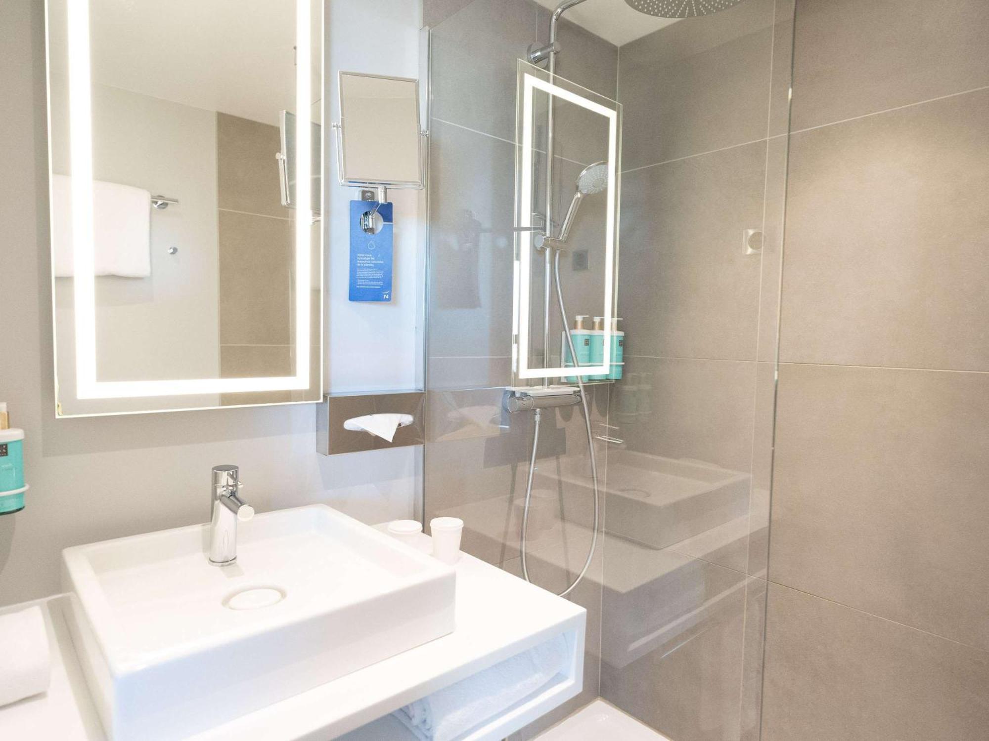 Novotel Angers Centre Gare Luaran gambar